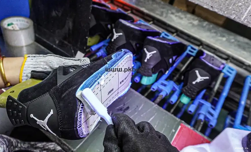 Retro READY God 4 TO White MATERIALS Thunder PK Jordan SHIP RETAIL 0501